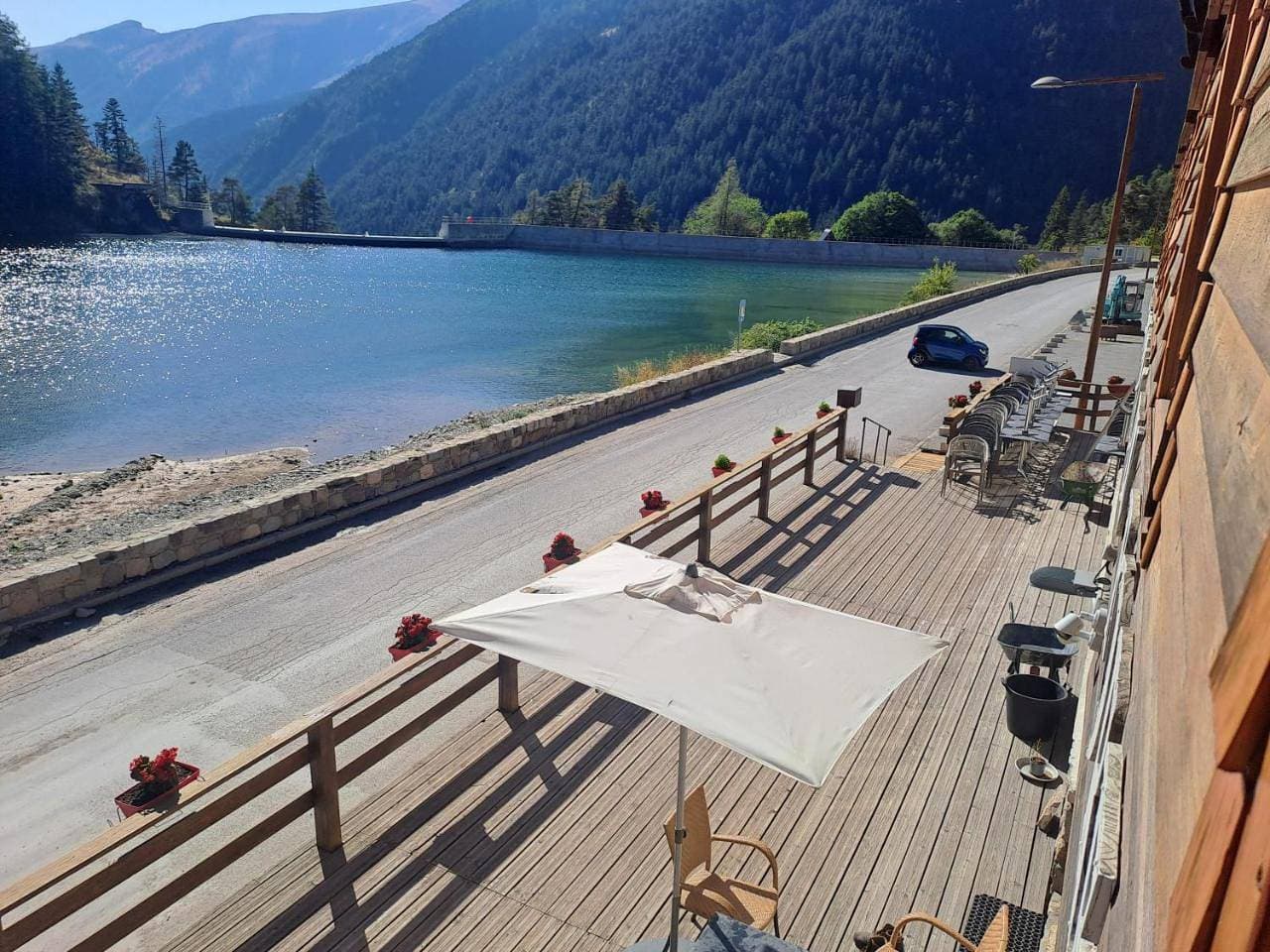 Foto 7 von 7: Double Room with Lake View