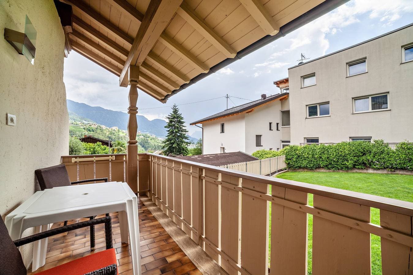 Foto 10 von 26: Ferienwohnung 'Mignon B' mit Bergblick, Gemeinschaftsgarten und WLAN