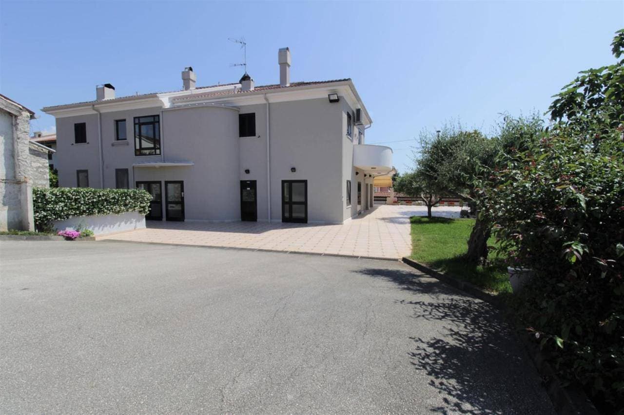 Foto 5 von 71: Apartment with Balcony