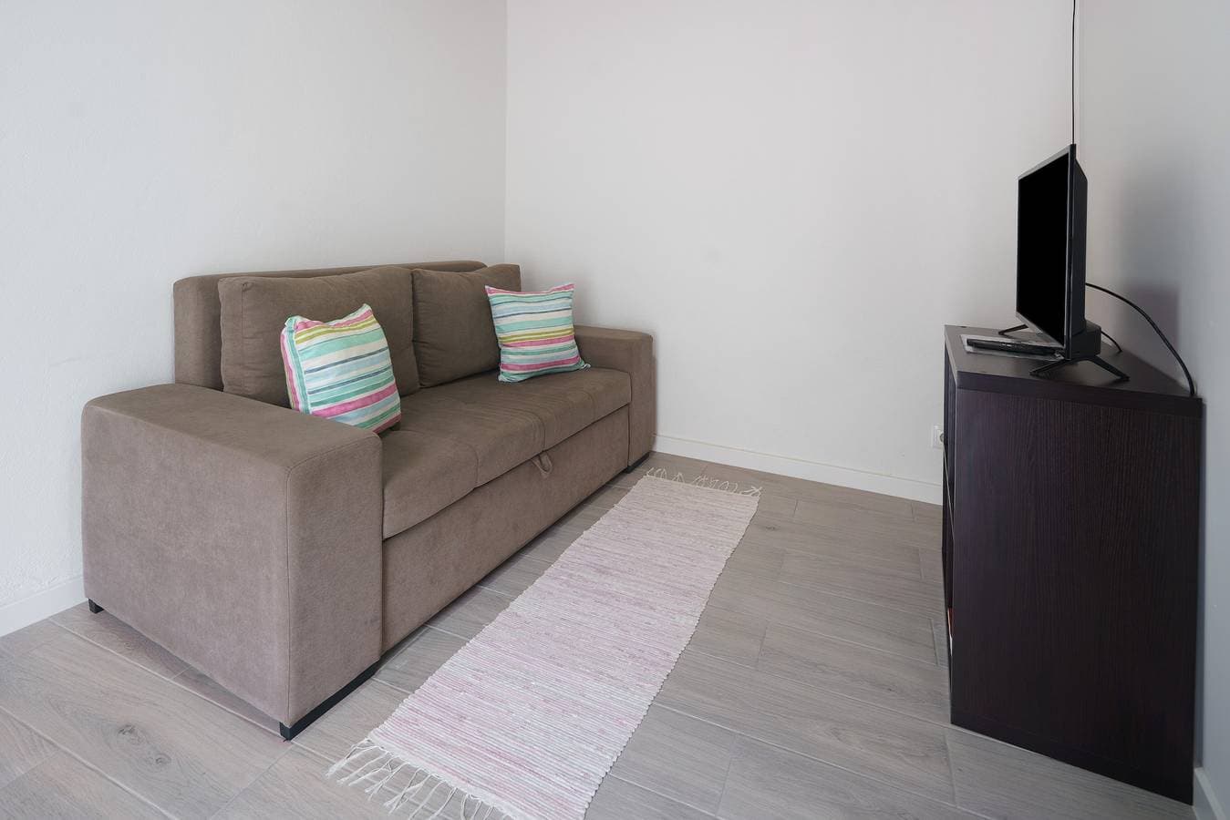 Foto 6 von 22: Ferienhaus 'Casa Flor De Laranjeira' mit Gemeinschaftsterrasse, WLAN und Klimaanlage