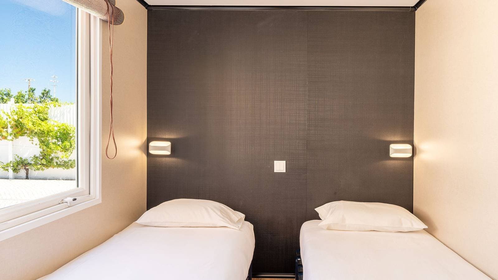 Foto 4 von 41: Ferienhaus für 4 Personen mit Pool