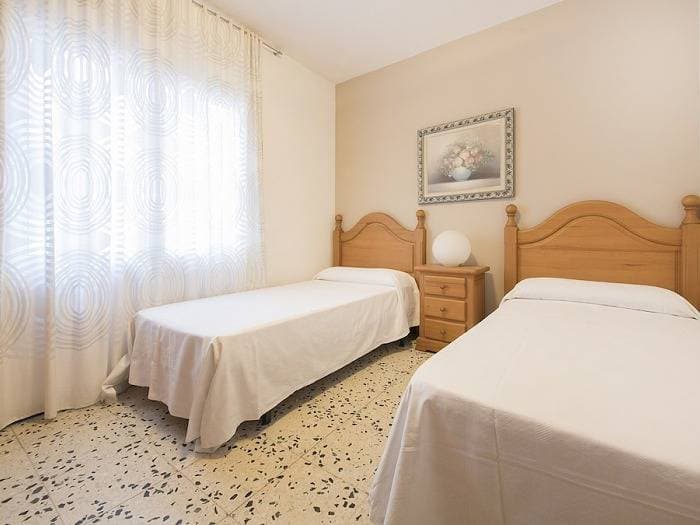 Foto 9 von 22: Ferienwohnung für 6 Personen mit Balkon