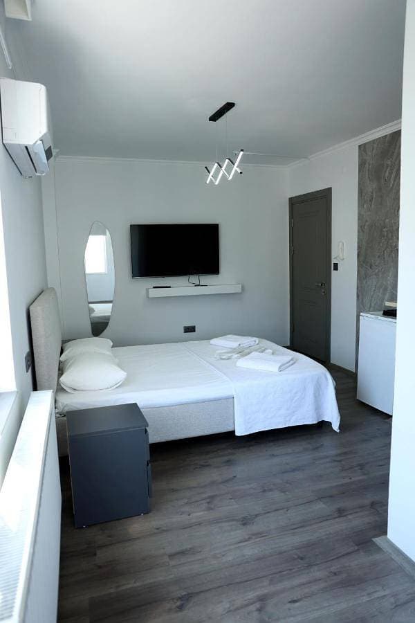 Foto 2 von 8: Basic Triple Room