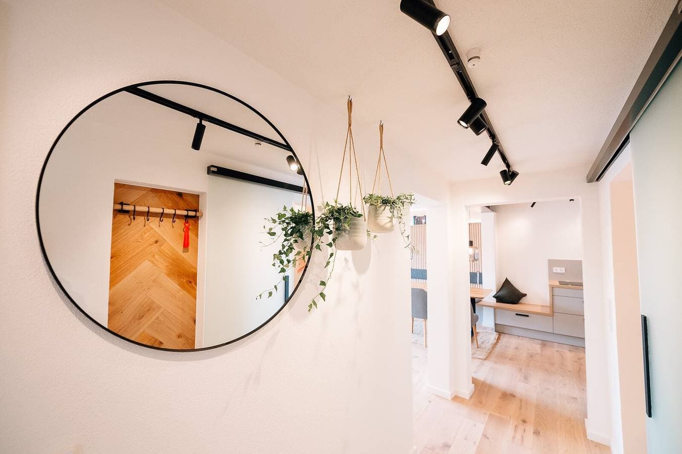 Foto 7 von 25: Apartment 'Fewo Tauberblick' mit Gemeinschaftsterrasse, privatem Garten und WLAN