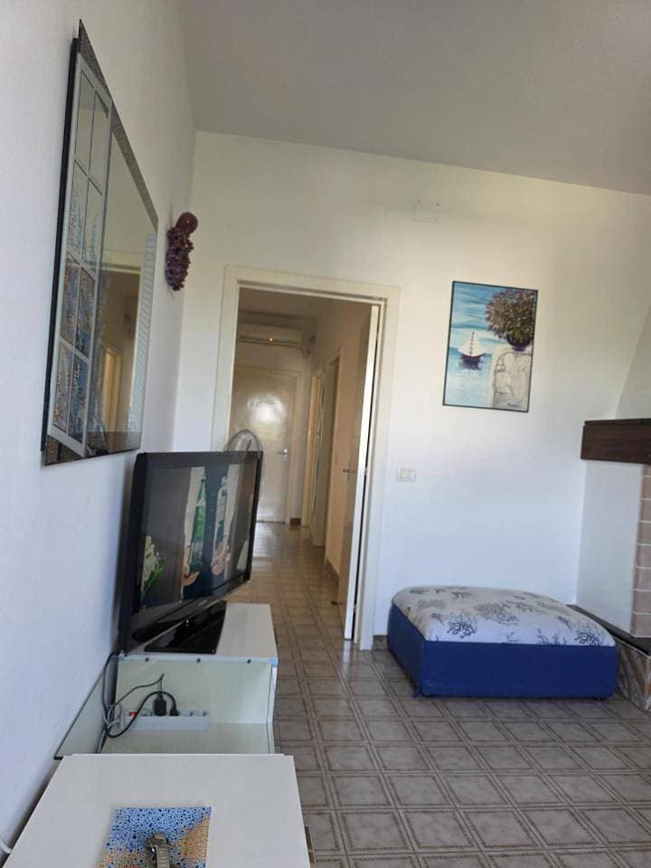Foto 12 von 48: Three-Bedroom Apartment