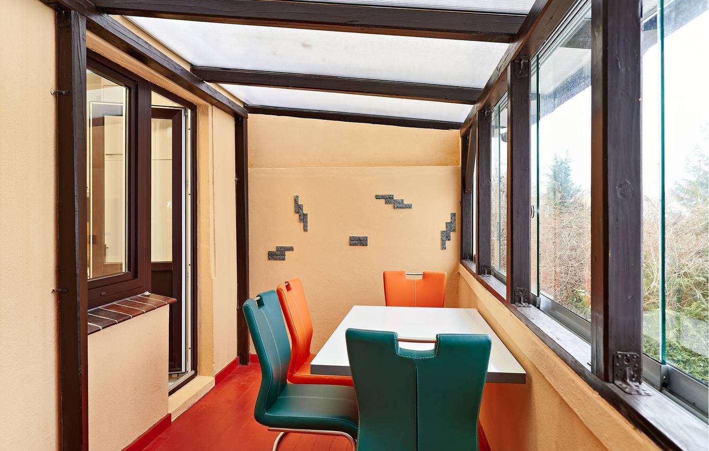 Foto 9 von 19: Gemütliche Wohnung mit TV, Terrasse, Parkplatz, Küche und Internet