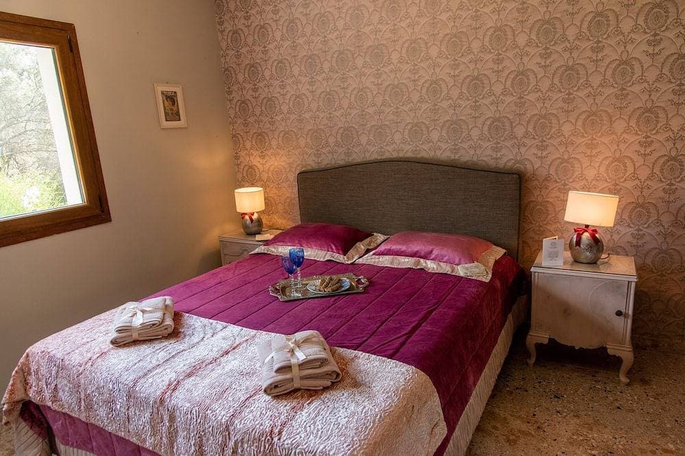 Foto 3 von 30: Calypso Villa With Jacuzzi Pool & Sea View