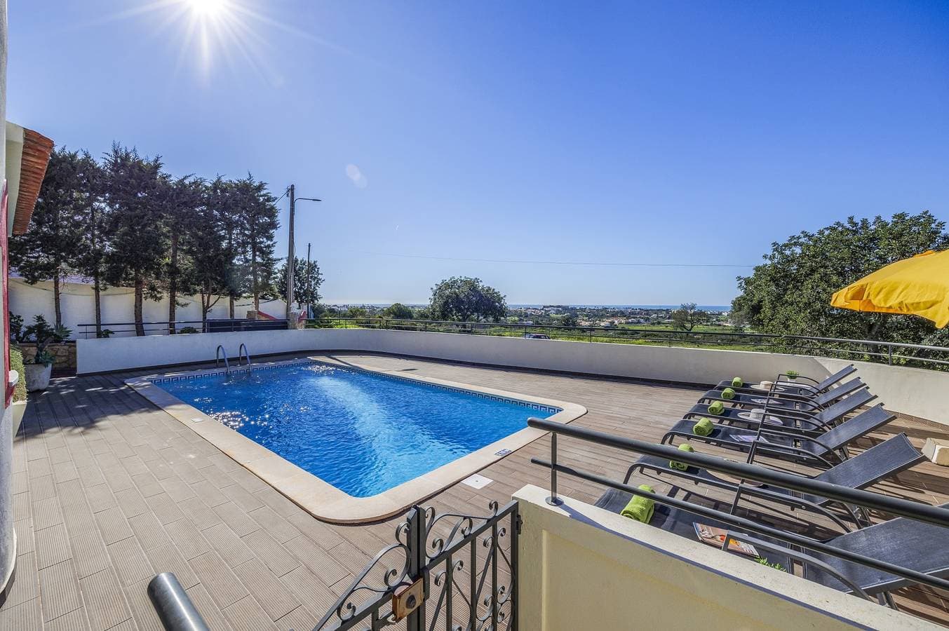 Foto 2 von 22: Villa für 6 Personen mit Garten