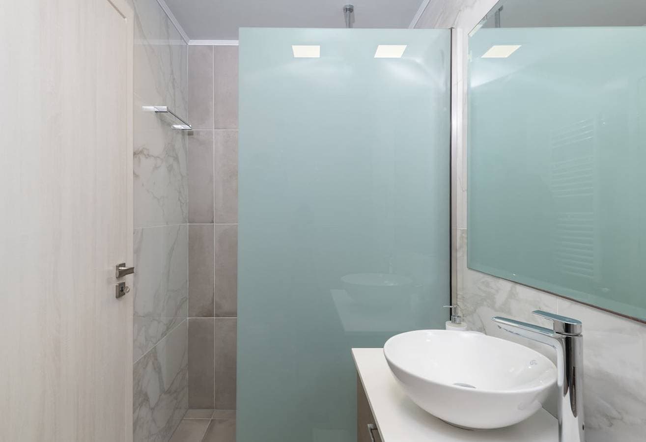 Foto 11 von 70: Villa für 6 Personen mit Balkon