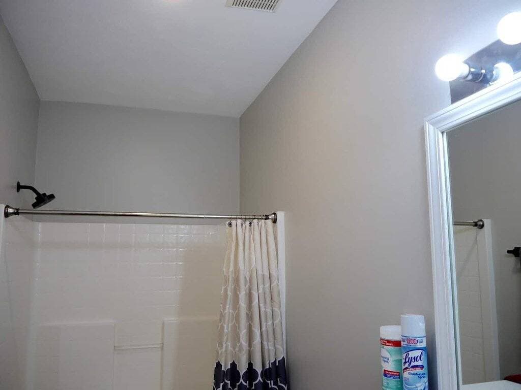 Foto 11 von 46: Gorgeous 1 Bedroom With Free WIFI & Street Parking