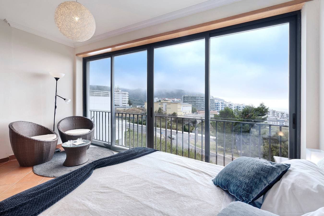 Foto 2 von 30: Ferienwohnung 'Casa Vale do Paraíso' mit Meerblick, privatem Balkon und WLAN