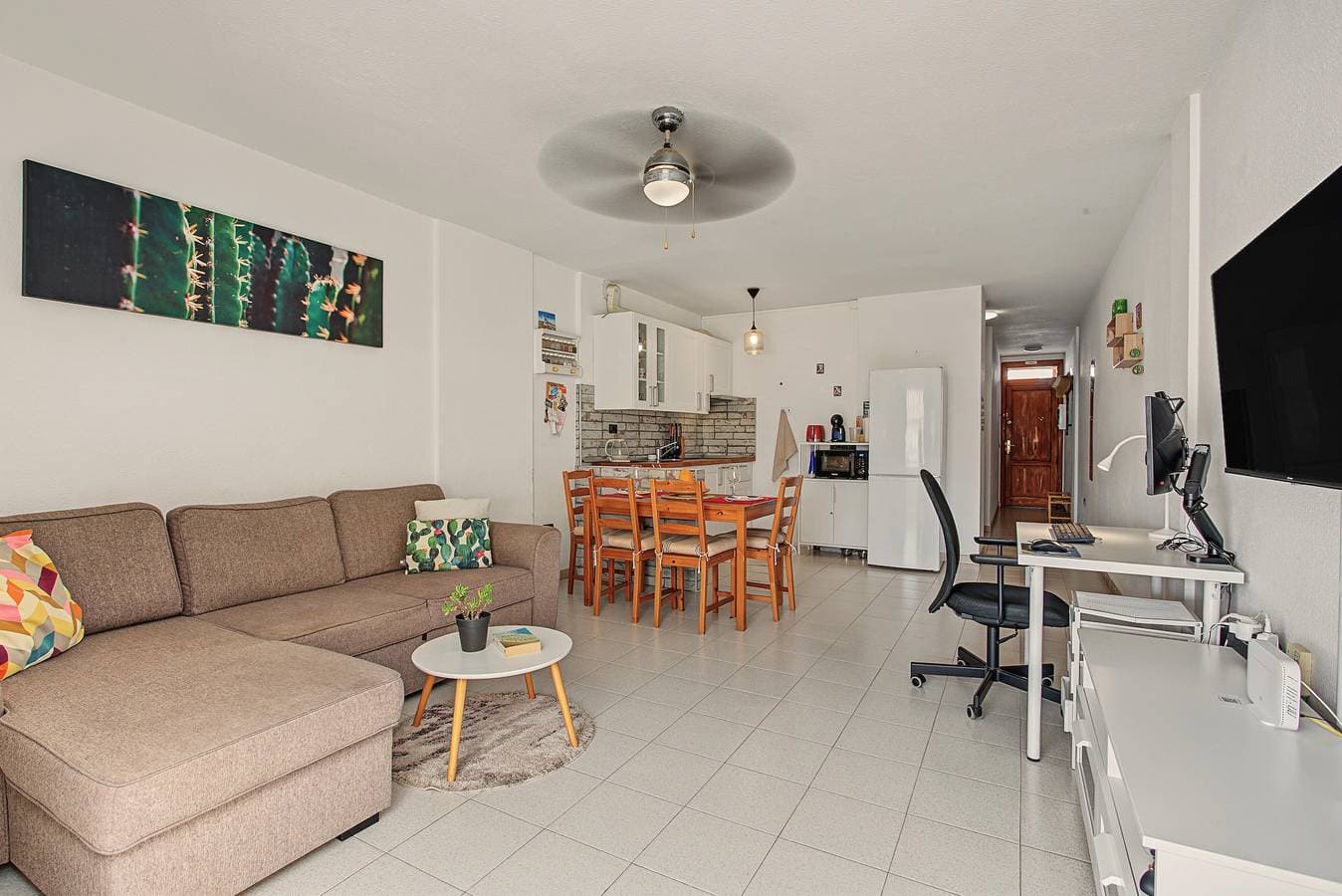 Foto 4 von 25: Ferienwohnung 'Casa Cactus Tenerife' mit Pool, Teideblick und Klimaanlage