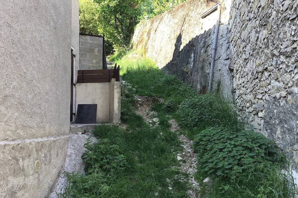 Foto 10 von 19: La dent du loup à la campagne à Noyarey