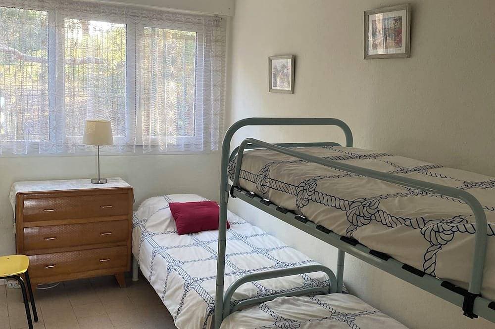 Foto 6 von 30: Charmante T3 Füße im Wasser, Duplex, kostenloses WLAN, Le Lavandou Garage