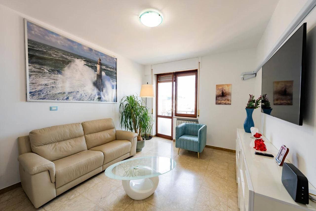 GuestHost - Sweet Central Apartment Pescara Center 1