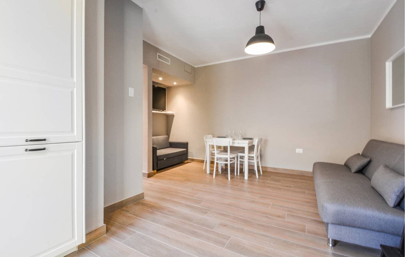 Foto 11 von 17: Gemütliche Wohnung mit Garten, Parkplatz und AC in der Nähe von Marina di Capitana Beach