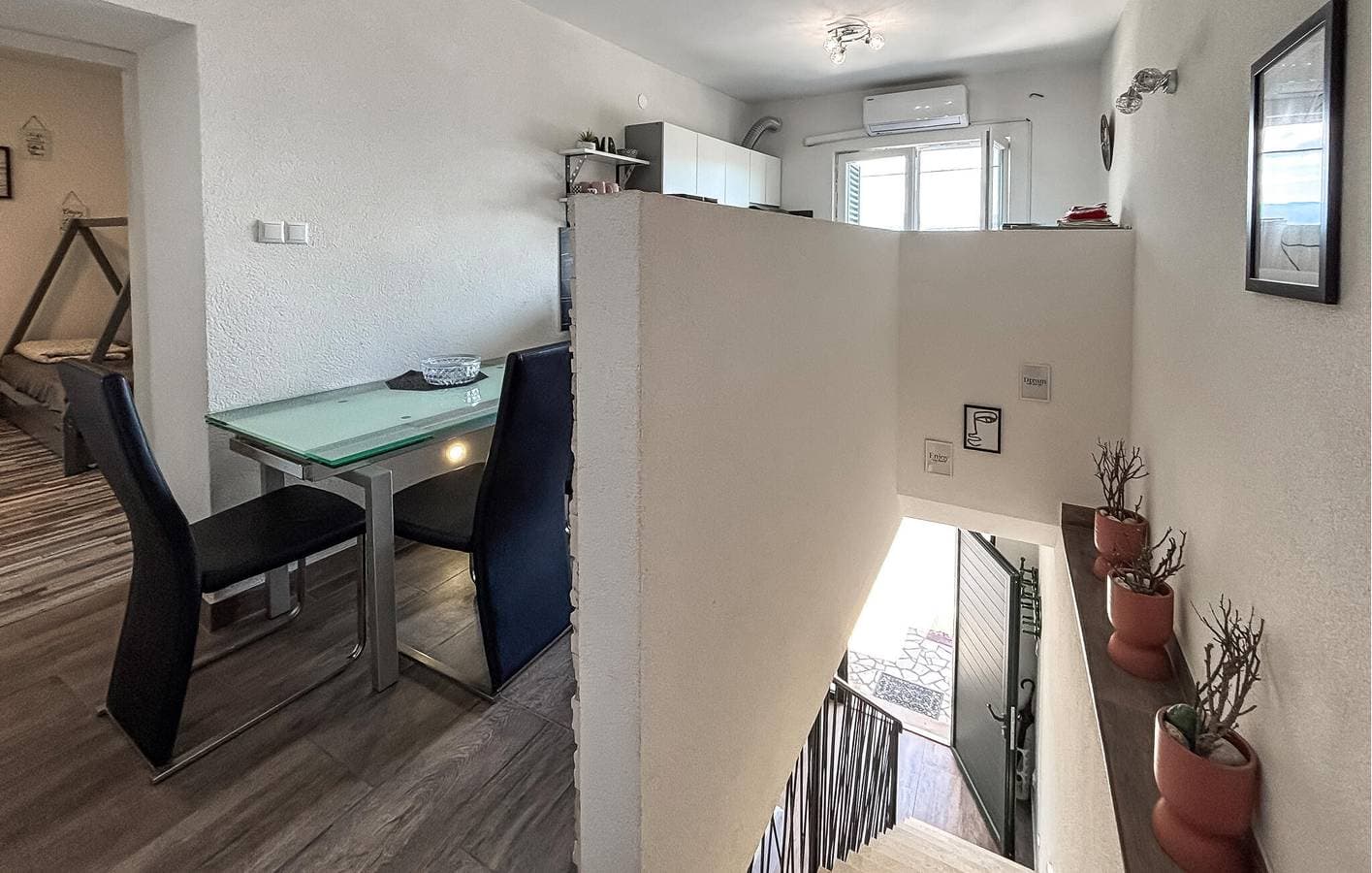 Foto 13 von 26: Gemütliche 1-Zimmer-Wohnung mit Terrasse, 600 m vom ruhigen Strand entfernt
