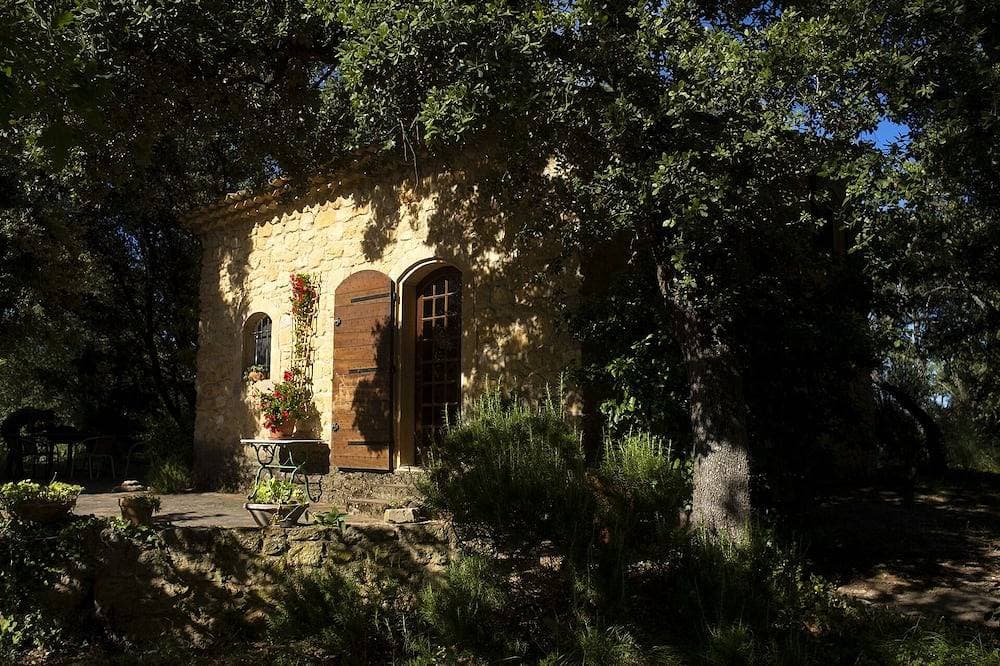 Foto 9 von 16: L'Atelier, mit seinen jahrhundertealten Eichen und Panoramablick auf die Region Luberon