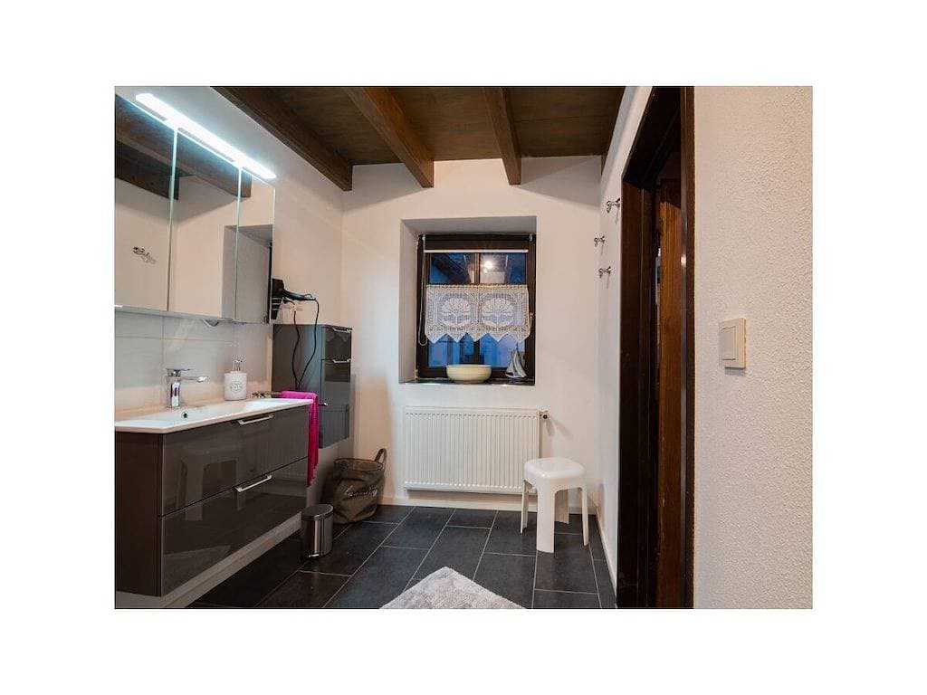Foto 12 von 21: Ferienhaus in Wintrich mit Schwimmbecken