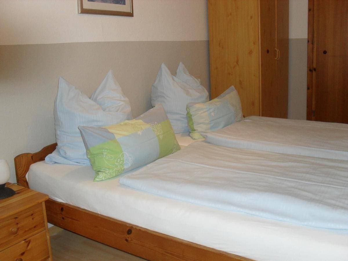 Foto 4 von 6: Double Room with Balcony
