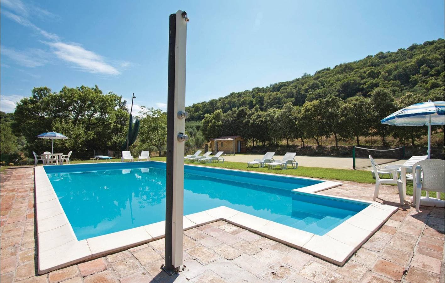 Foto 9 von 27: 150m² Wohnung: WiFi, Parkplatz, Pool & See 1,5km