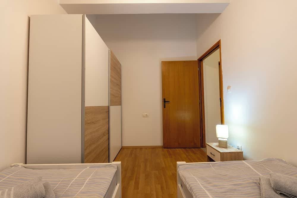 Foto 3 von 30: Beautiful House Nicole, swimming pool, fenced yard, BBQ, perfect for families