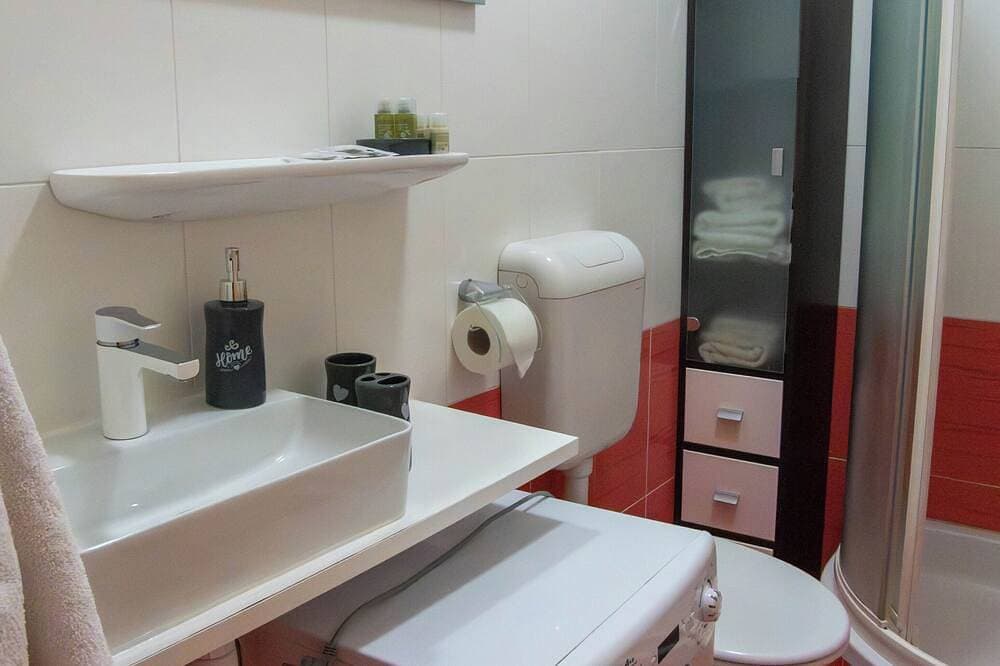 Foto 8 von 28: Schöne Wohnung Barada (****) in der Nähe des Meeres