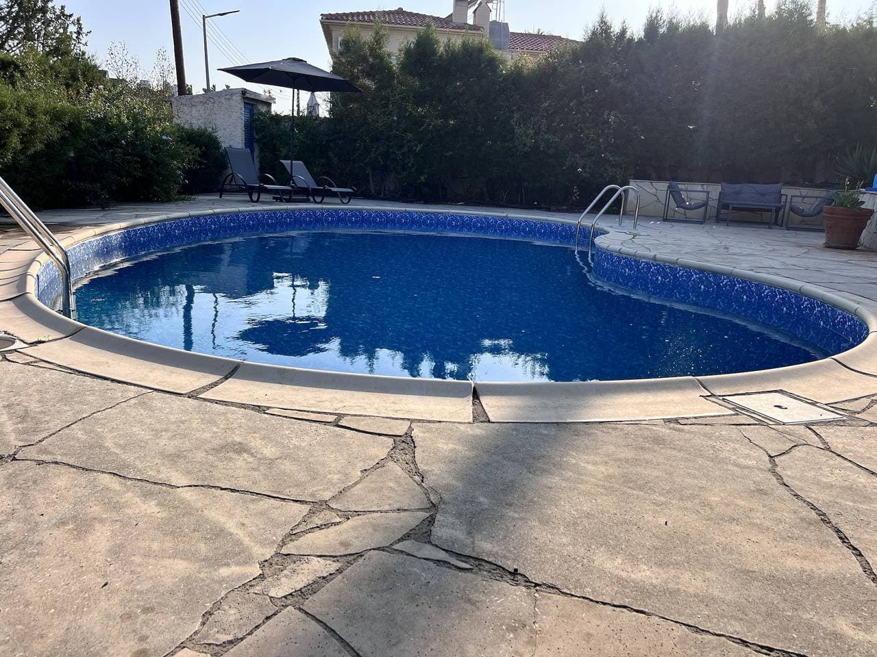 Foto 7 von 25: Charmante Erimi Villa mit privatem Pool und Gartenblick