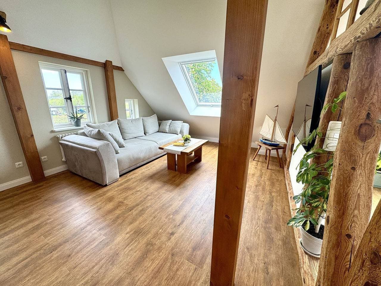 Foto 8 von 47: "Käpitänshaus zum Plümper" 75 m² große Ferienwohnung für Liebhaber