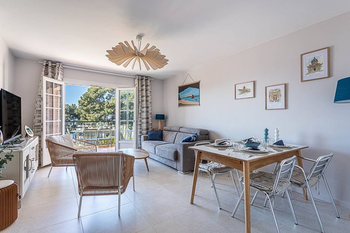 Foto 2 von 15: Ferienwohnung für 4 Personen mit Balkon