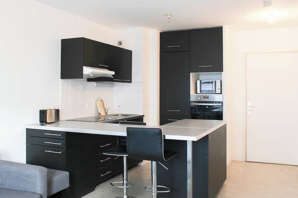 Foto 12 von 14: Charming modern 2-room apartment near Paris