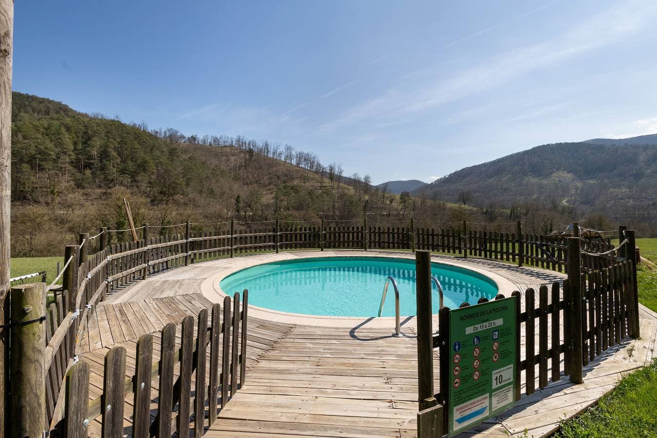 Foto 3 von 38: Ferienhaus "Galliner, El Reixac Casa Rural" mit Bergblick, Gemeinschaftspool und WLAN