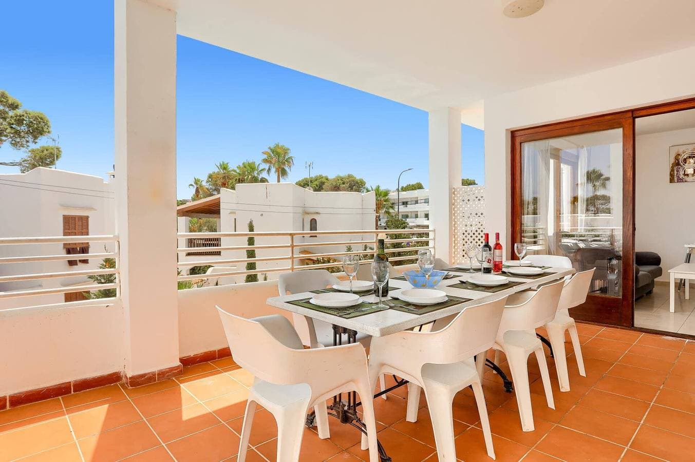 Foto 5 von 35: Villa für 10 Personen mit Garten