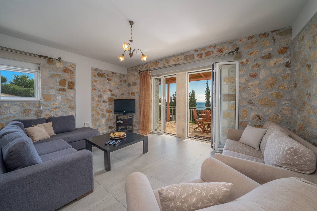 Foto 5 von 49: Villa Mounda Poseidon
