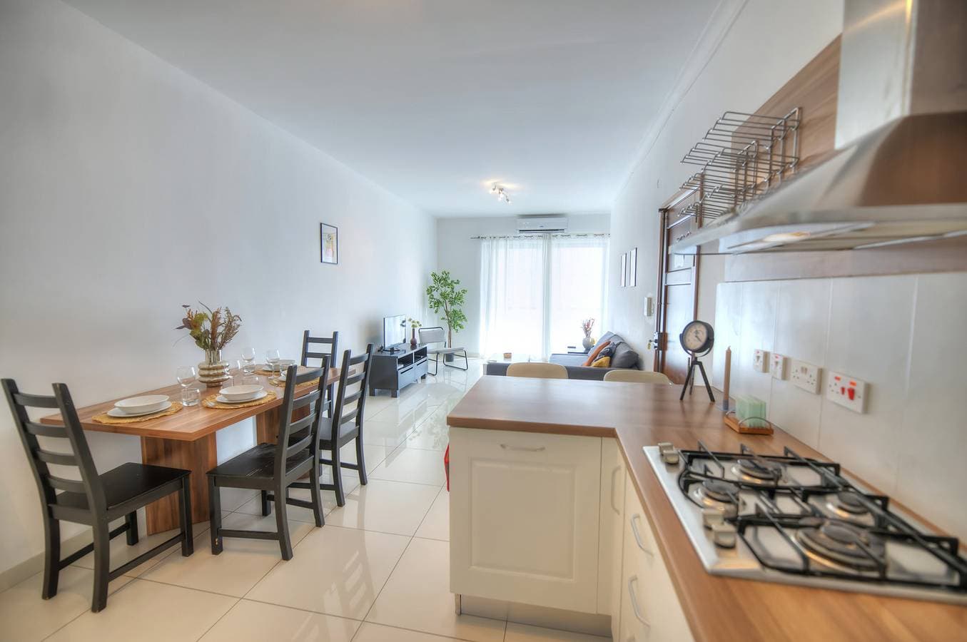 Foto 11 von 32: Ferienwohnung für 4 Personen mit Balkon
