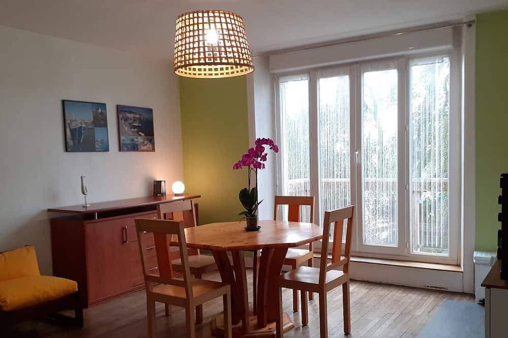 Agréable Appartement Dans Résidence Avec Jardin Très Proche des Commodités 1