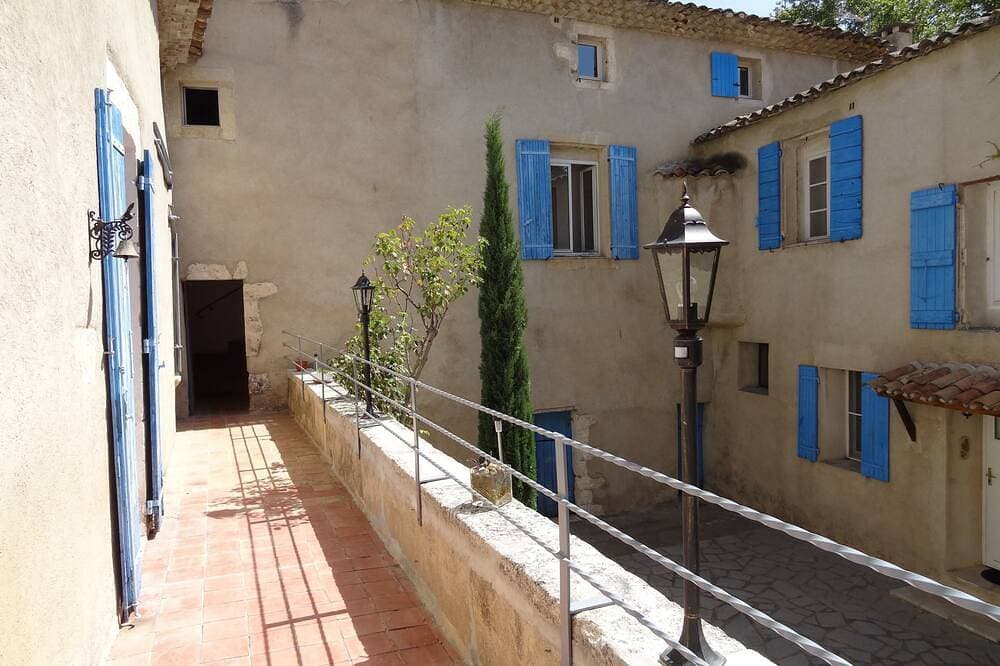 Foto 11 von 20: Cottage mit privater Terrasse und Blick auf den Park!