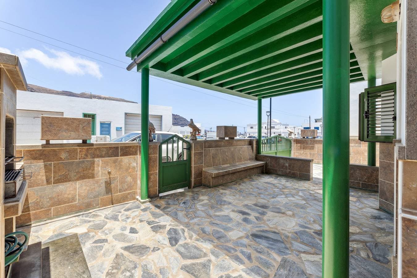 Foto 9 von 24: Ferienhaus für 4 Personen mit Terrasse