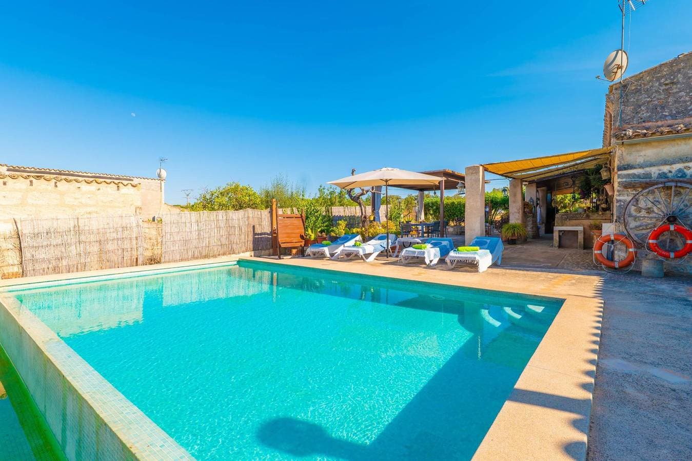 Foto 3 von 40: Finca Son Matginet 18 - Ferienhaus mit privaten Pool in Sineu. WiFi gratis