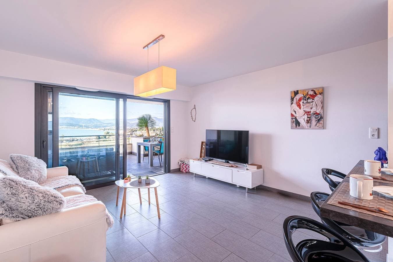 Foto 2 von 14: Ferienwohnung für 4 Personen mit Terrasse