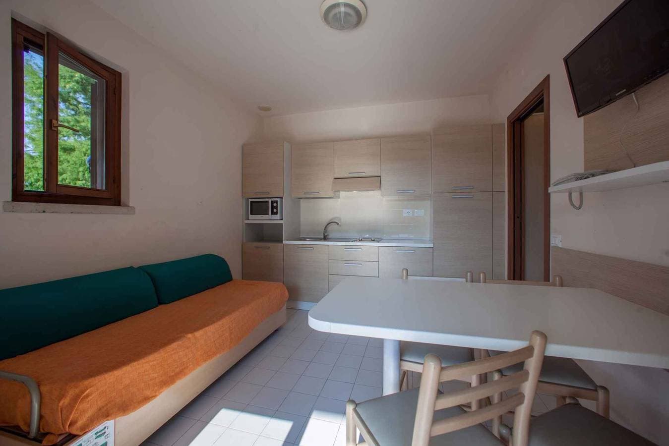 Foto 8 von 27: Bungalow mit Terrasse und Klimaanlage