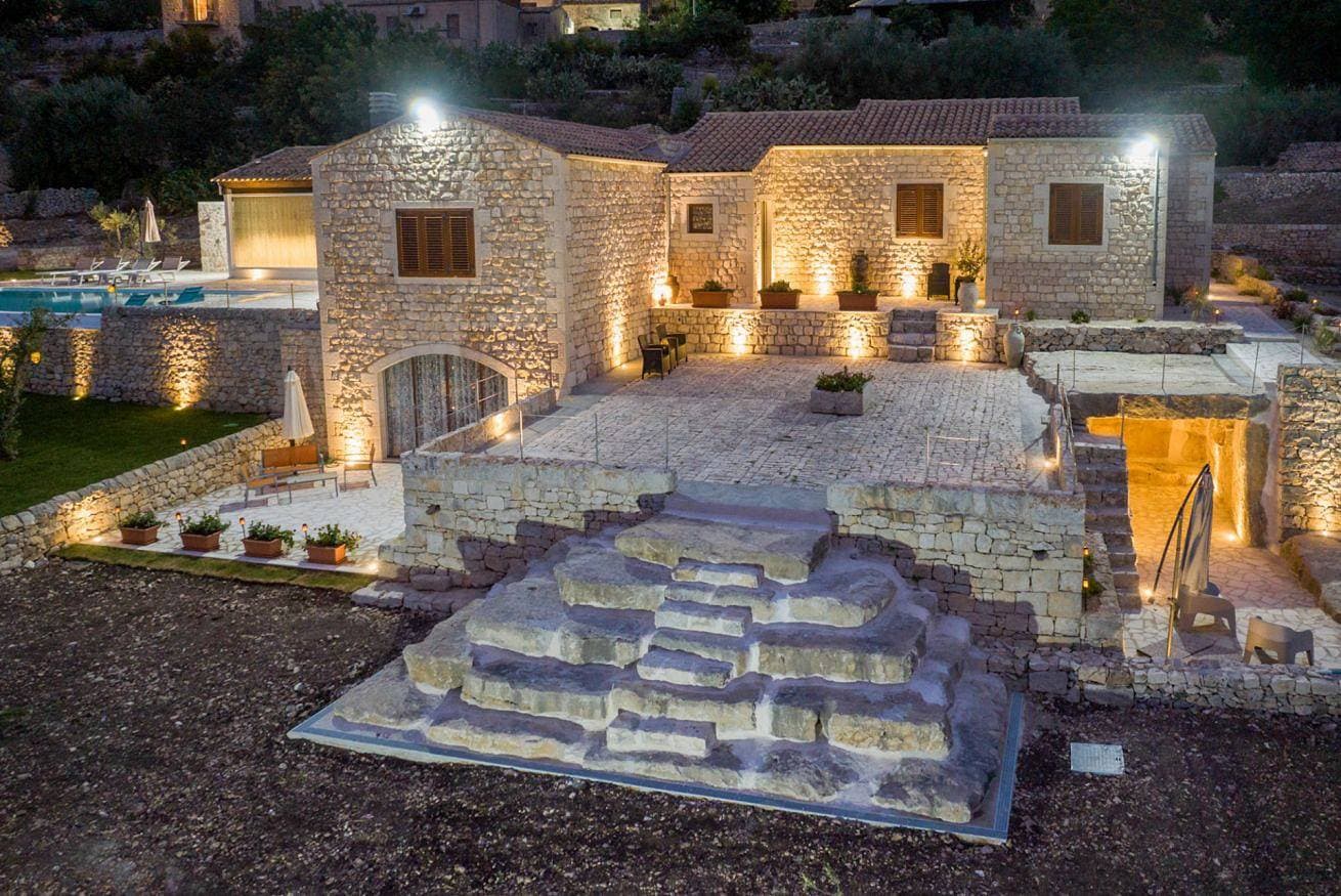 Foto 8 von 71: Villa für 9 Personen mit Garten