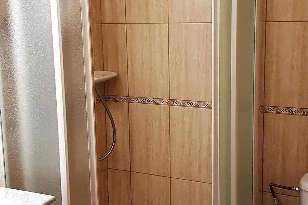 Foto 10 von 30: Schöne 2 Schlafzimmer + 2 Badezimmer Wohnung im Zentrum von Arona