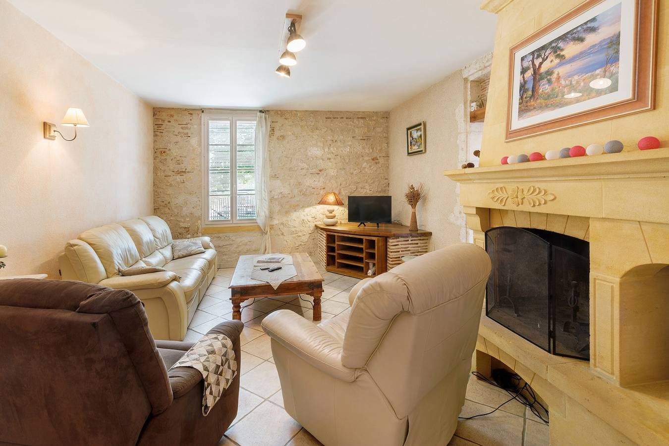 Foto 4 von 30: Großes Ferienhaus Château Haut Lamouthe mit privater Terrasse, Garten und WLAN