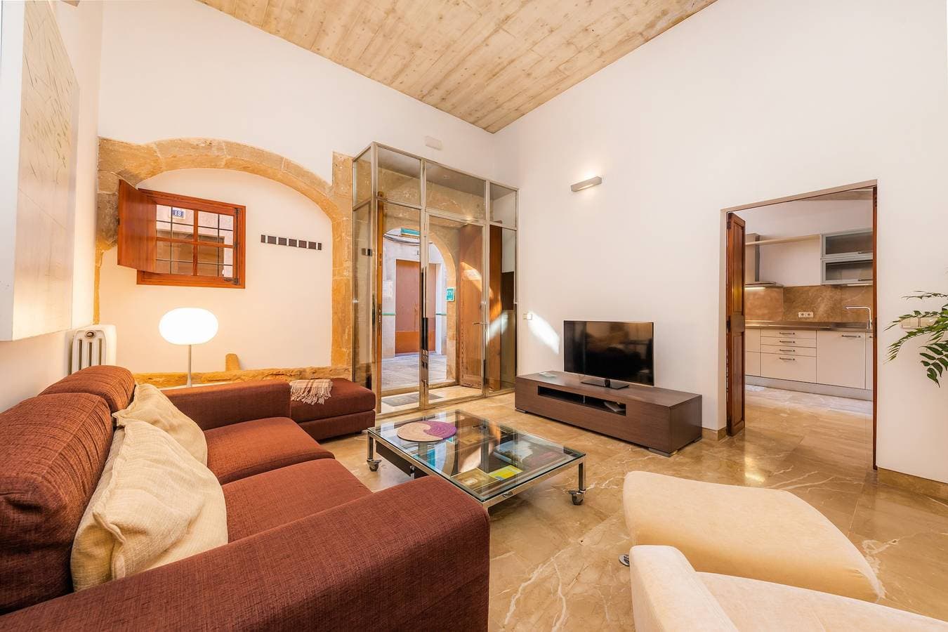 Foto 6 von 32: Ferienhaus 'Town House Esglesia 10' mit Privatterrasse, WLAN und Klimaanlage