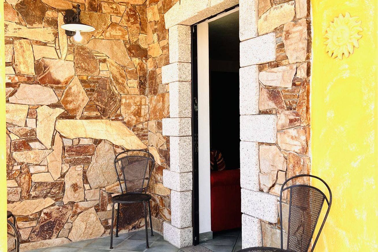 Foto 4 von 58: Ferienwohnung für 8 Personen mit Balkon/Terrasse