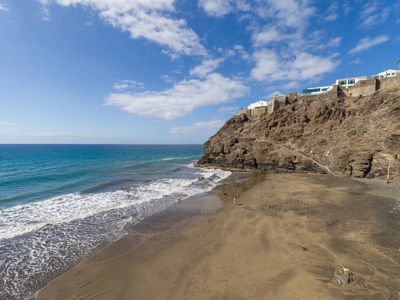 Foto 4 von 68: Viewpoint Over The Cliff