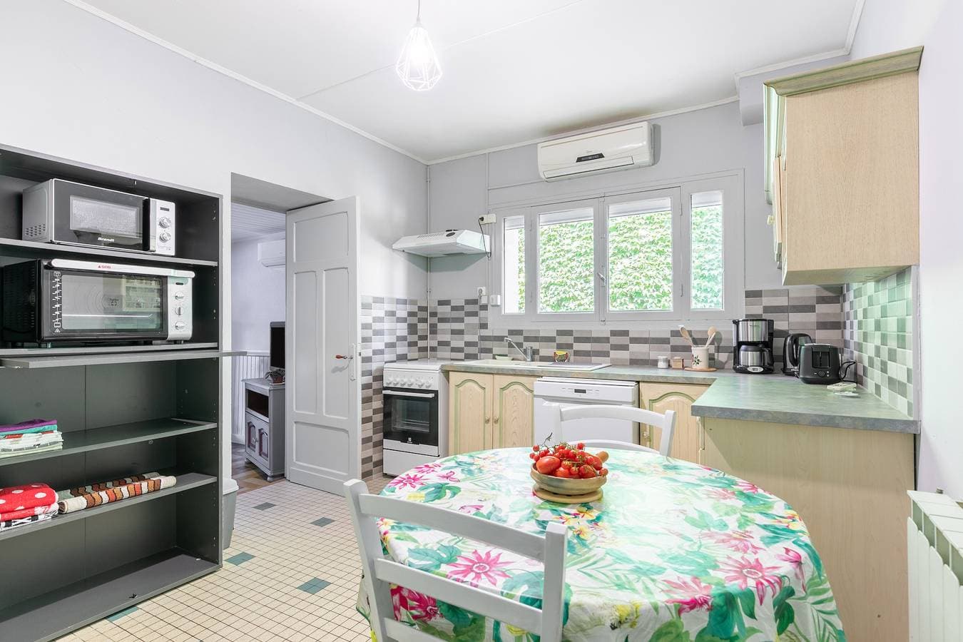Foto 4 von 12: Ferienhaus für 4 Personen mit Terrasse