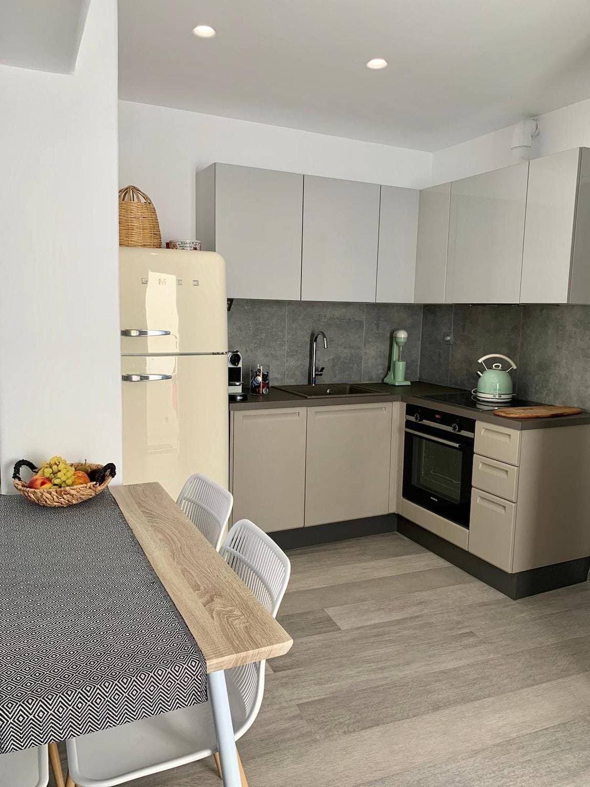 Foto 5 von 15: Ferienwohnung 'Sofias Haus Frisch und Gemütlich' mit Balkon, Wi-Fi und Klimaanlage