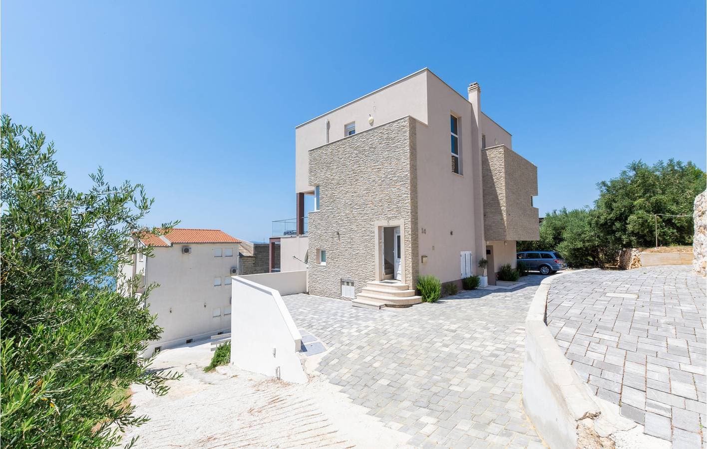 Foto 2 von 31: Gemütliche Ferienwohnung mit Pool, WLAN, Parkplatz und nur 1 km vom Strand entfernt